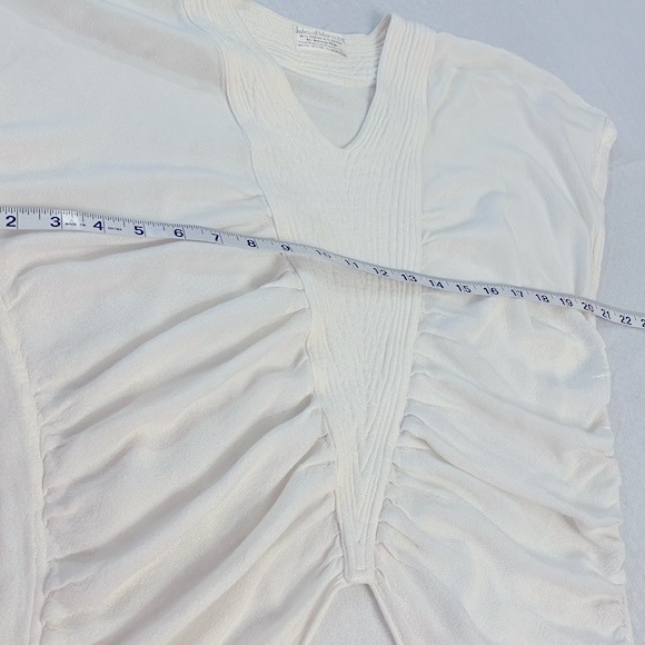 Jules of Morocco white Top. Hand woven in Morocco. Very chic. Sm/Med - Picture 6 of 9